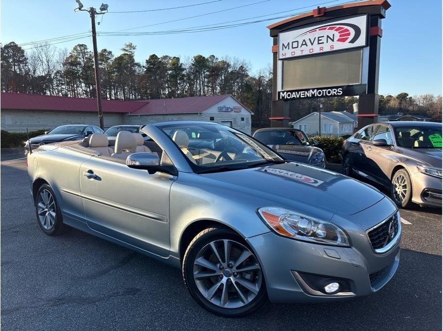Used 2013 Volvo C70 T5 image 1