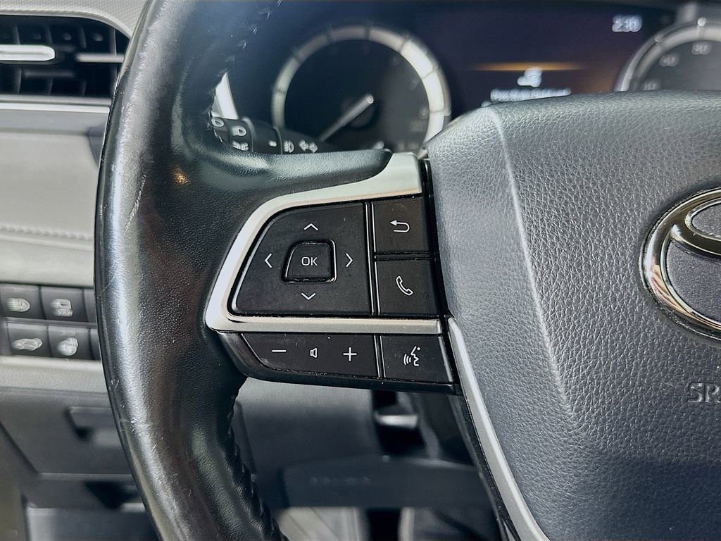 Used 2022 Toyota Highlander Platinum image 22