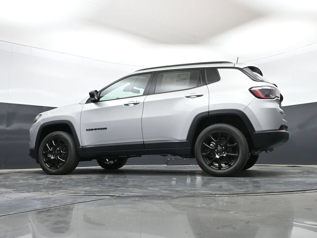 New 2026 Jeep Compass Latitude AWD/4WD image 49