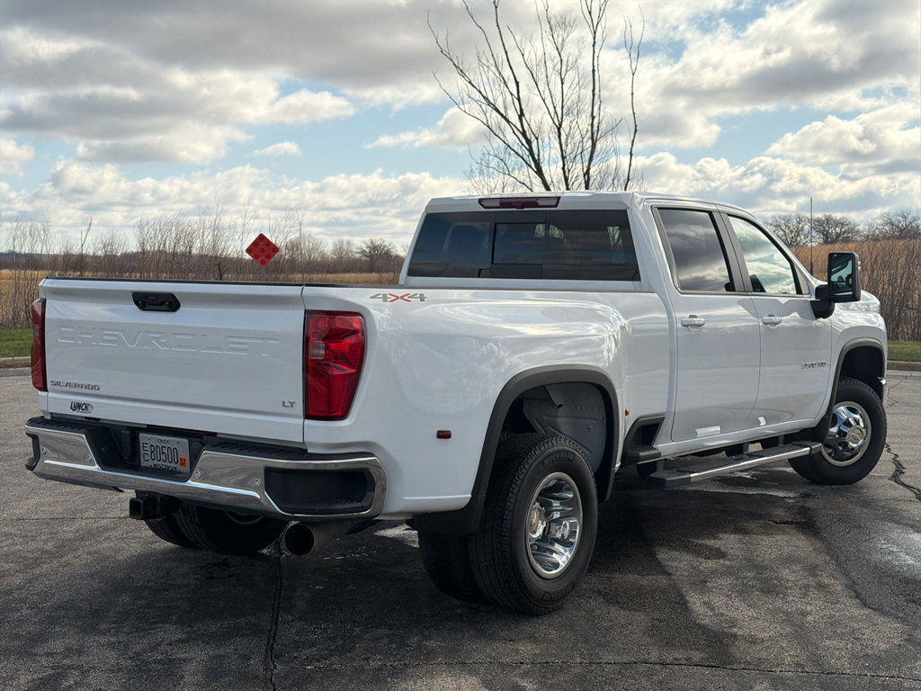 Used 2025 Chevrolet Silverado 3500 LT w/ All Star Edition image 4