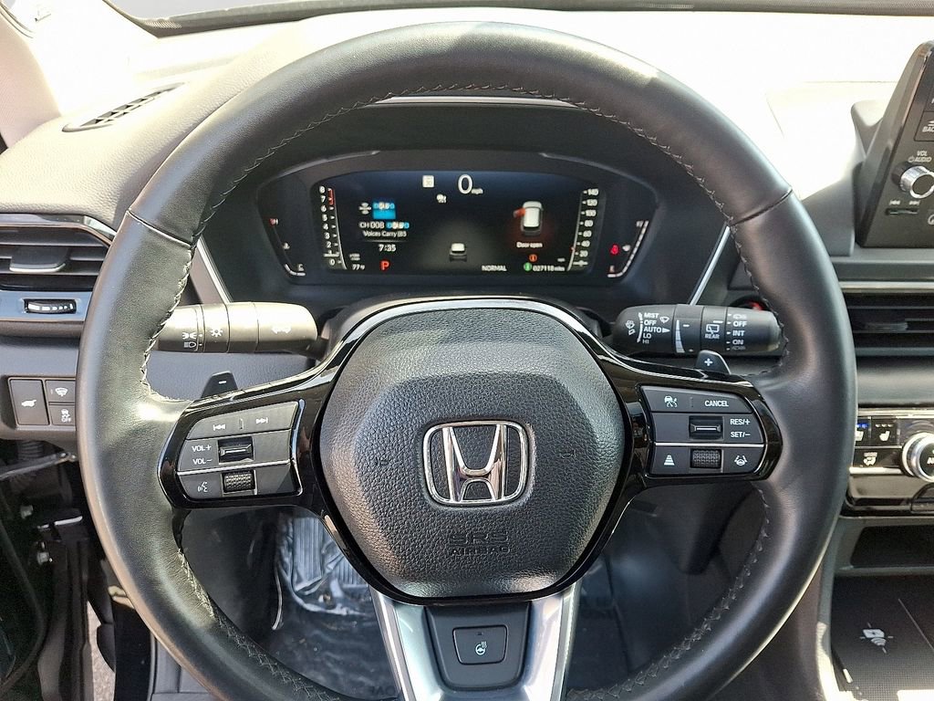 Certified 2023 Honda Pilot Elite image 23