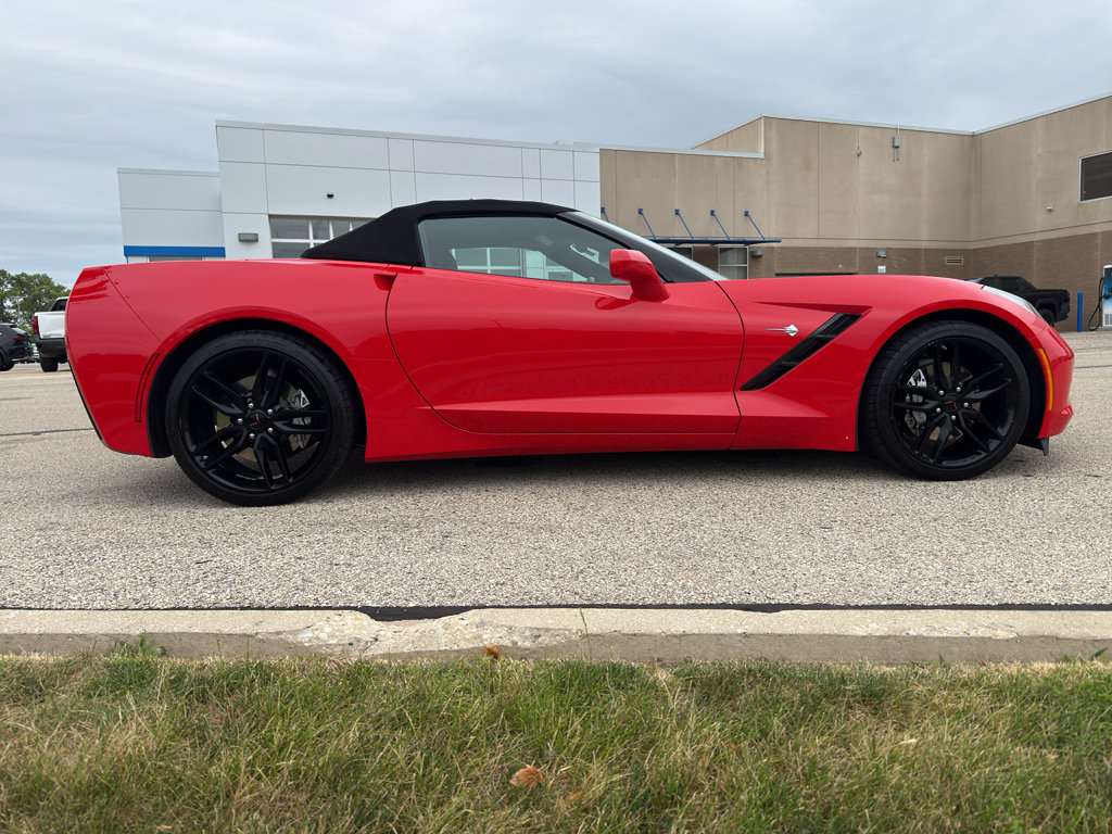 Used 2018 Chevrolet Corvette Stingray Convertible w/ 1LT RWD image 5