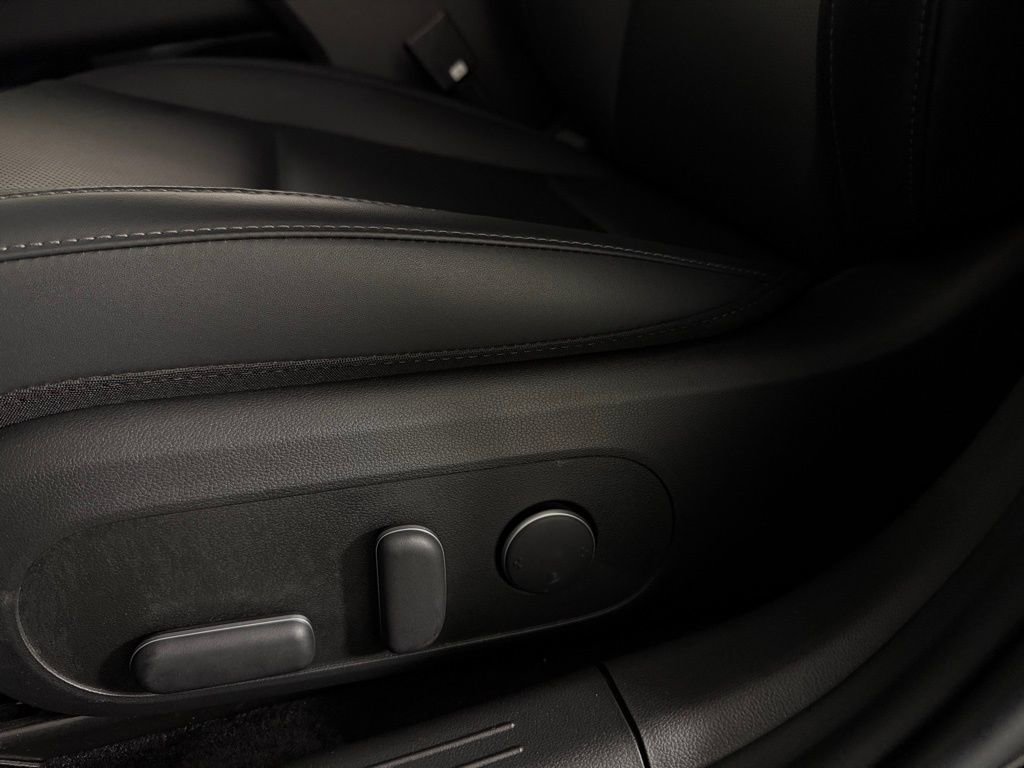 Used 2025 Hyundai Ioniq 6 SEL image 27