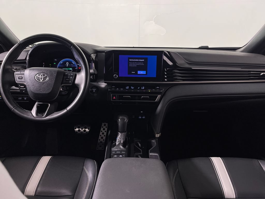 Certified 2025 Toyota Camry SE FWD image 14