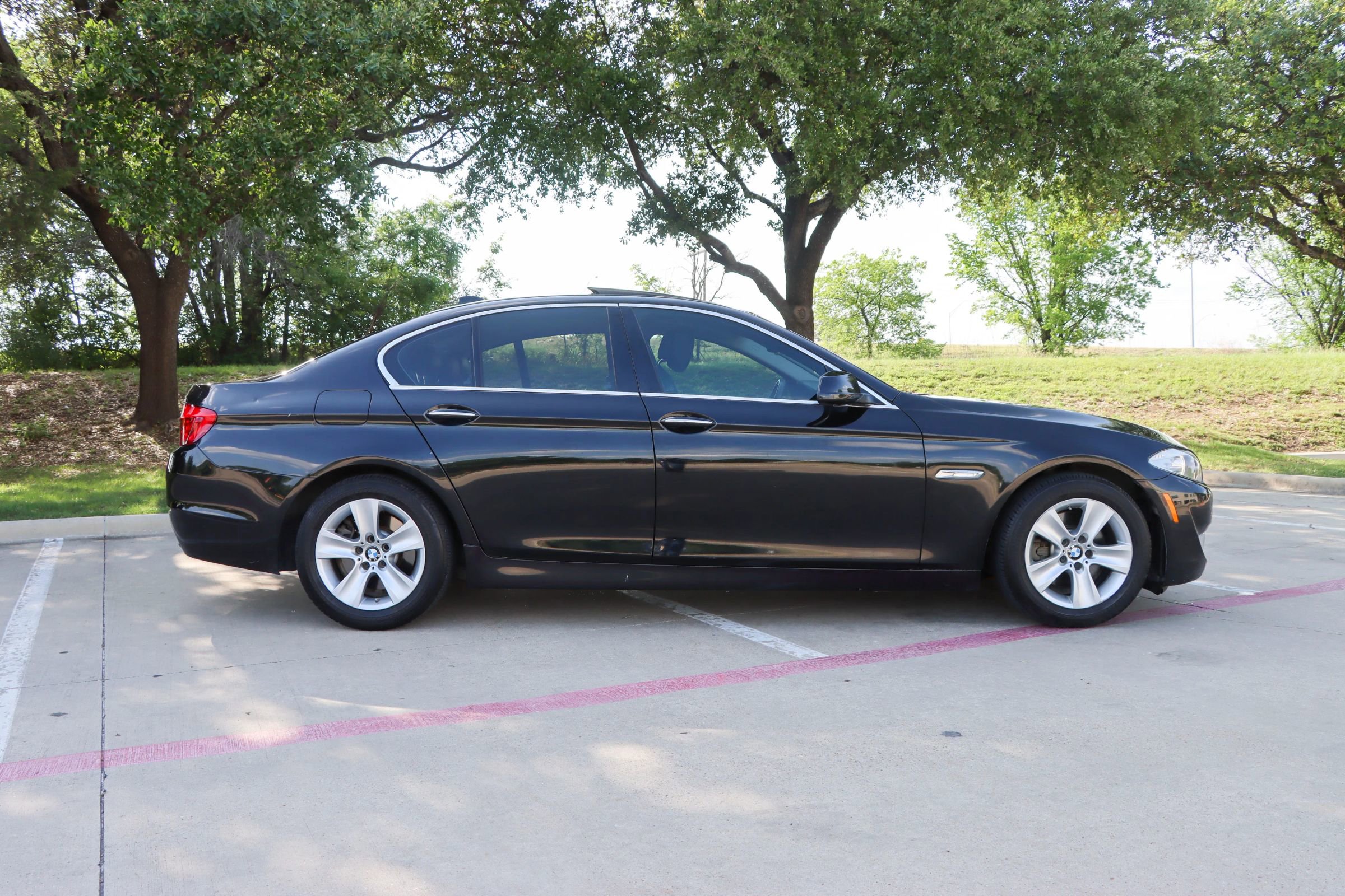 Used 2013 BMW 528i Sedan image 8