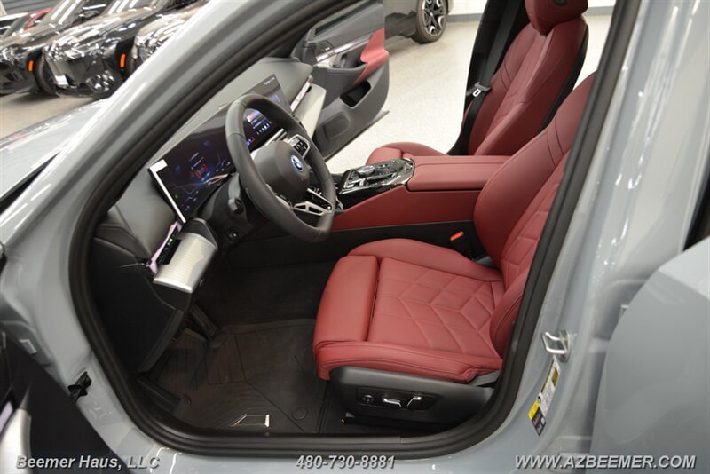 Used 2026 BMW i5 eDrive40 RWD image 13