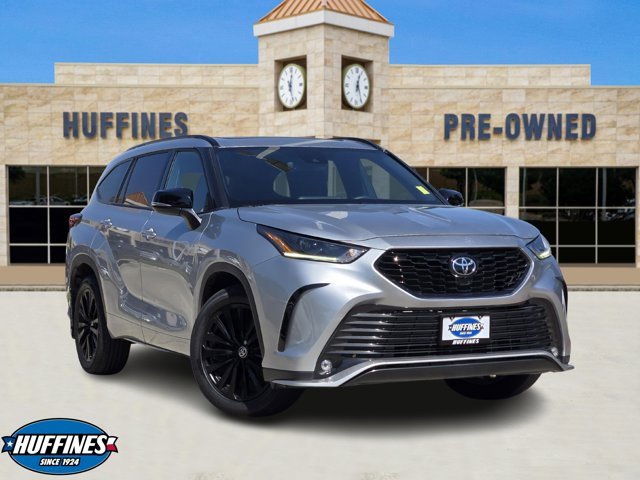 Used 2023 Toyota Highlander XSE