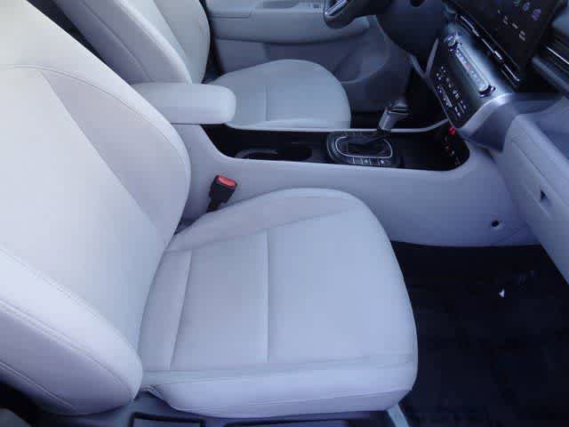 Used 2024 Hyundai Kona SEL image 12