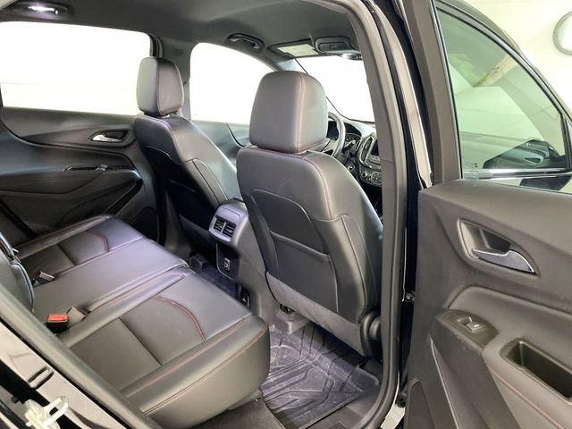 Used 2023 Chevrolet Equinox RS w/ RS Leather Package image 32