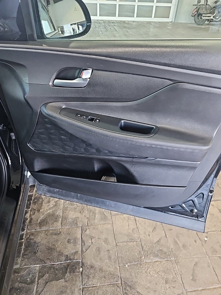 Used 2023 Hyundai Santa Fe SEL image 11