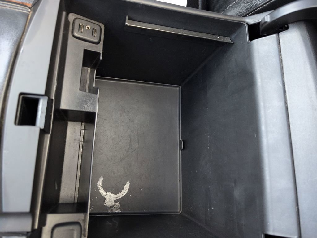 Used 2016 Chevrolet Suburban LTZ image 34