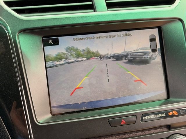 Used 2016 Ford Explorer XLT w/ Equipment Group 201A image 3