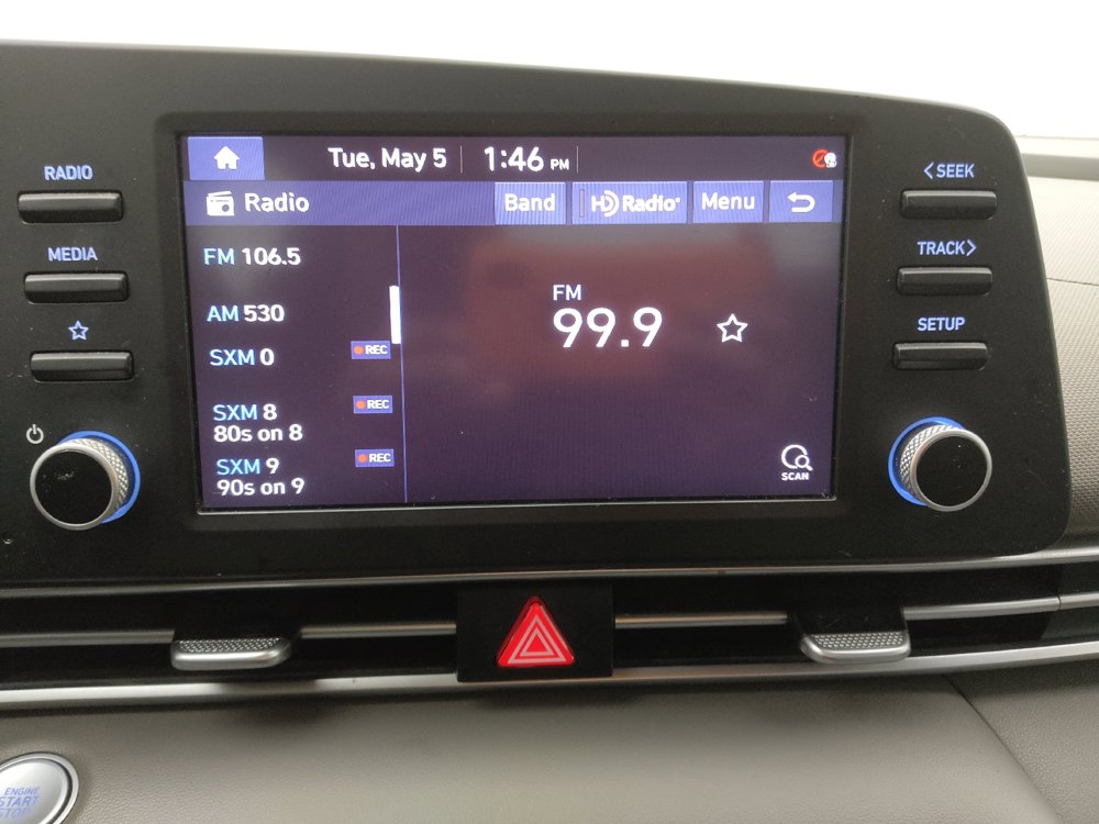 Used 2021 Hyundai Elantra SEL FWD image 25