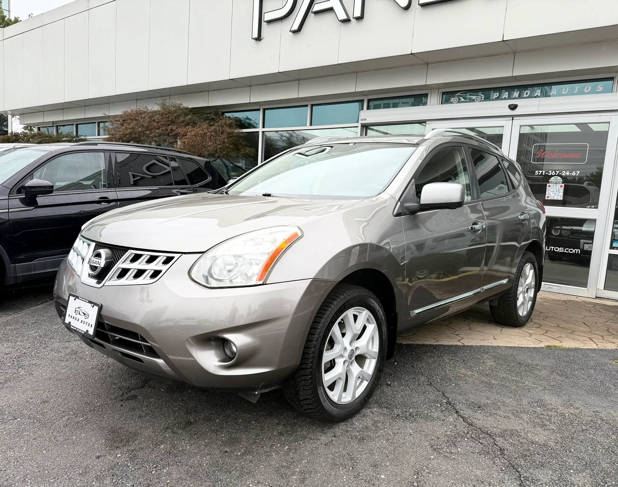 Used 2012 Nissan Rogue SL AWD/4WD image 3