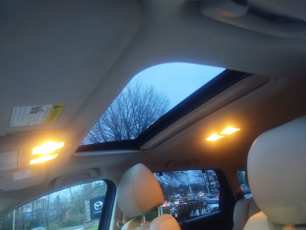 Used 2018 MAZDA CX-9 Touring w/ Touring Premium Package image 21