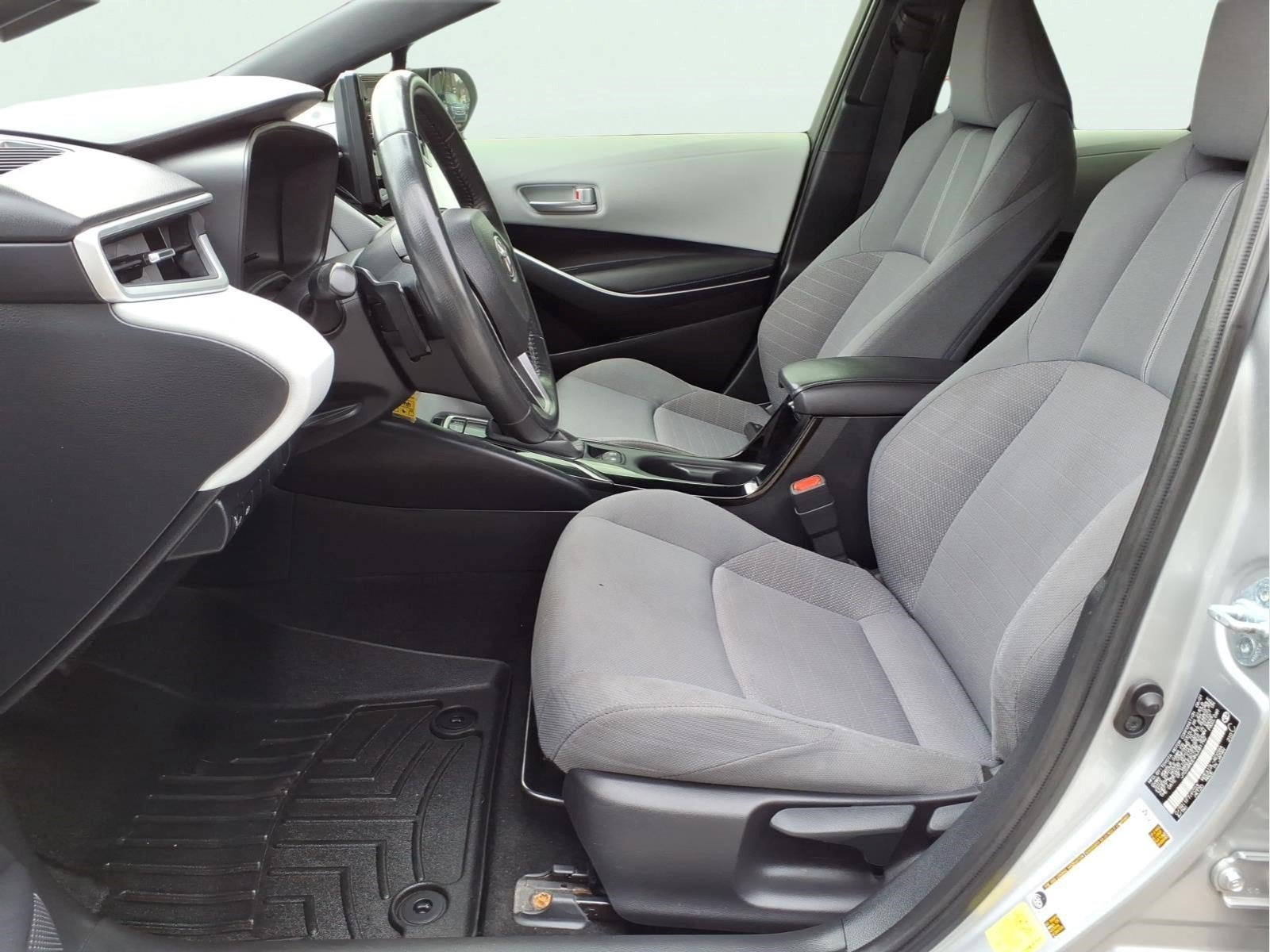 Used 2022 Toyota Corolla SE FWD image 9