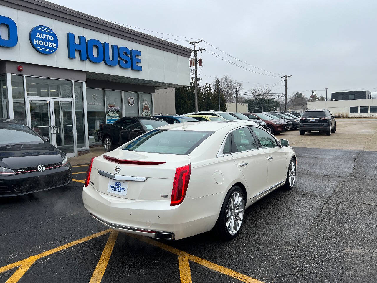 Used 2013 Cadillac XTS Platinum AWD/4WD image 12