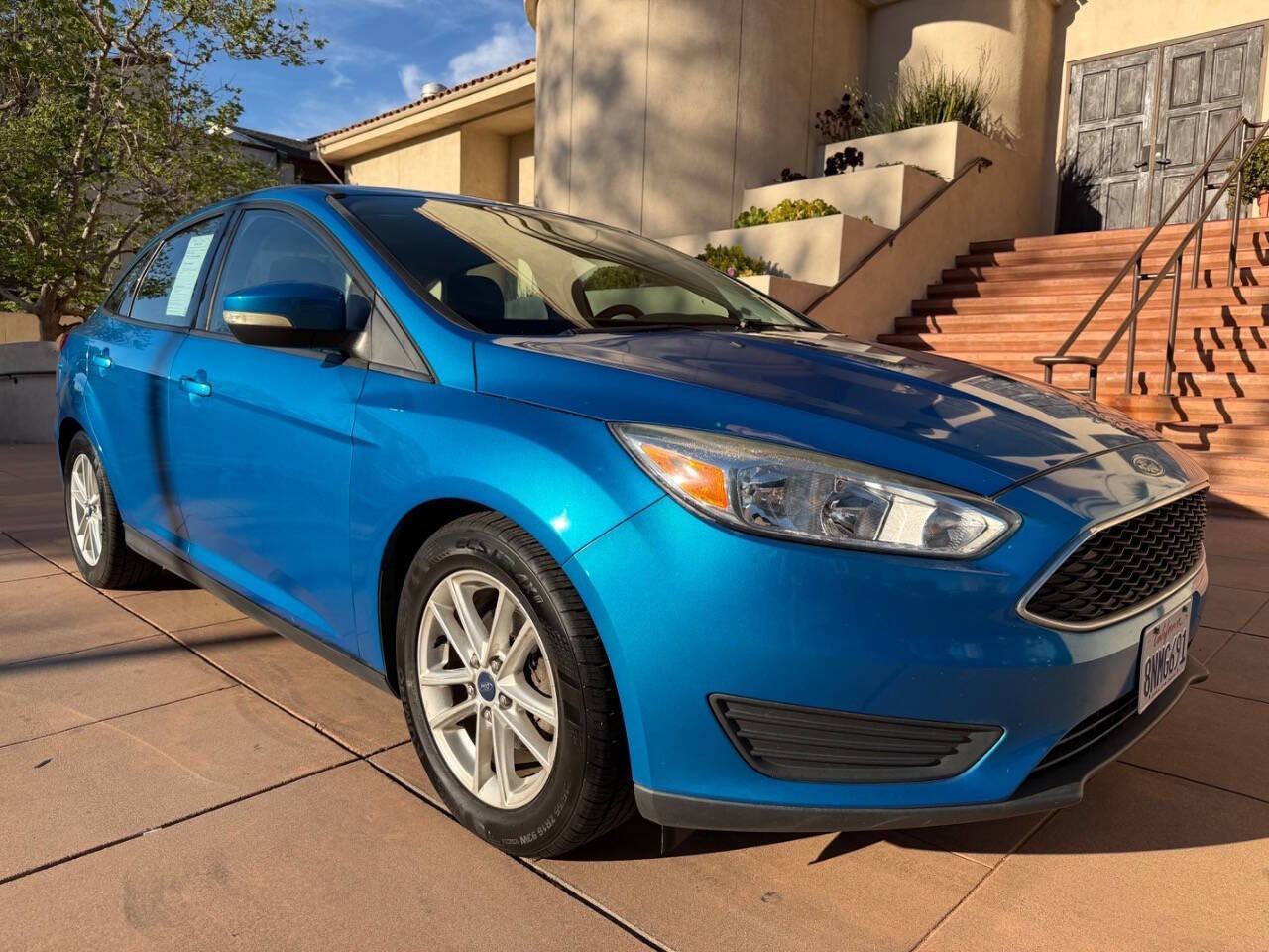 Used 2016 Ford Focus SE image 1