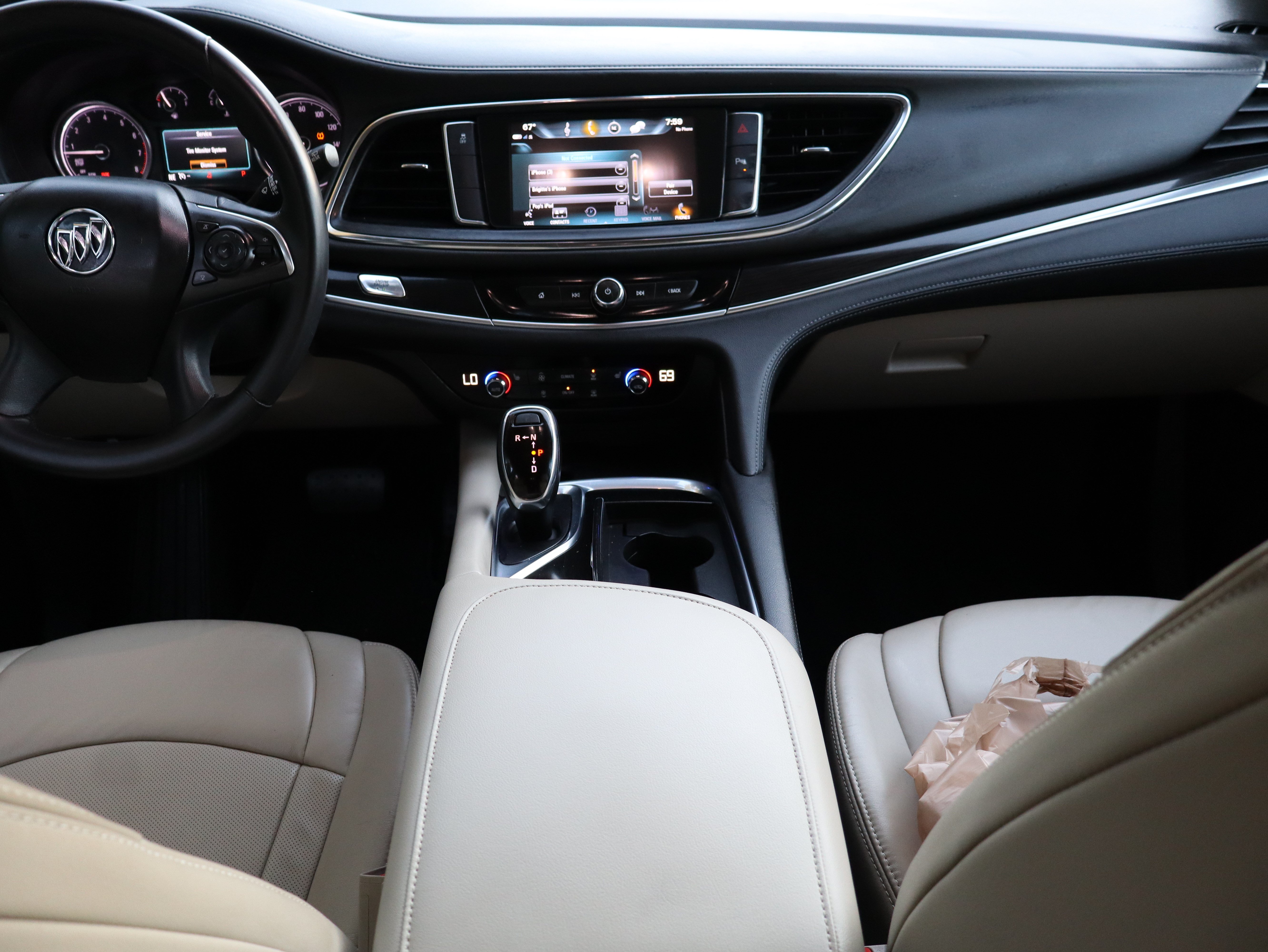 Used 2019 Buick Enclave Essence FWD image 26