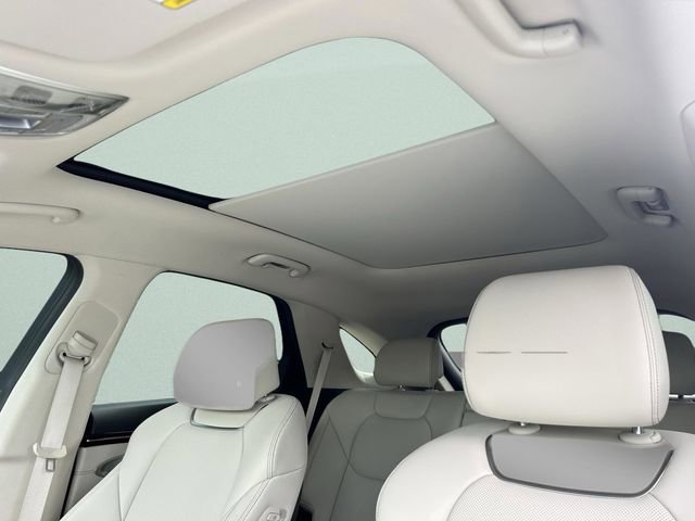 Used 2026 Genesis GV70 2.5T Select image 26