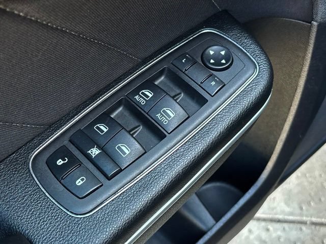 Used 2023 Dodge Charger SXT RWD image 11