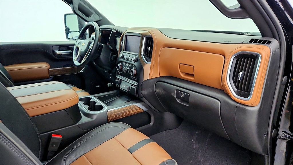 Used 2023 Chevrolet Silverado 2500 High Country image 26