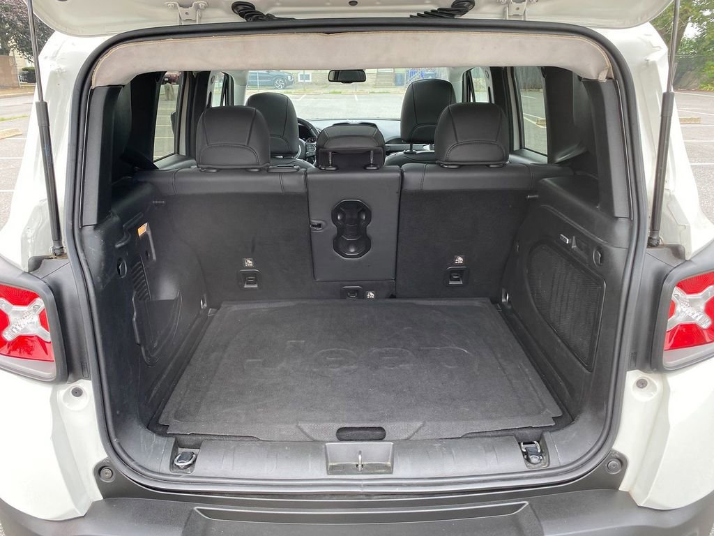 Used 2021 Jeep Renegade Limited w/ Sun & Sound Group image 26