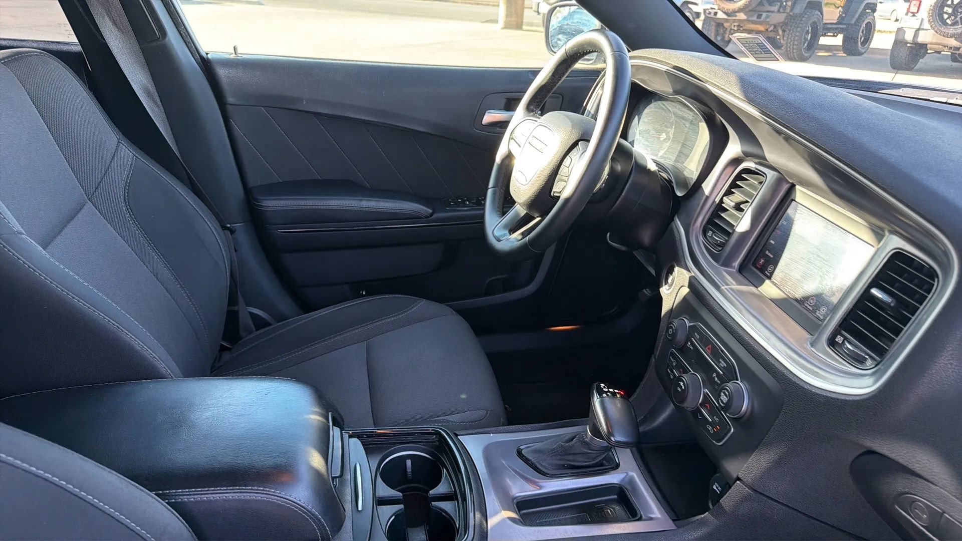Used 2019 Dodge Charger SXT w/ Blacktop Package RWD image 70