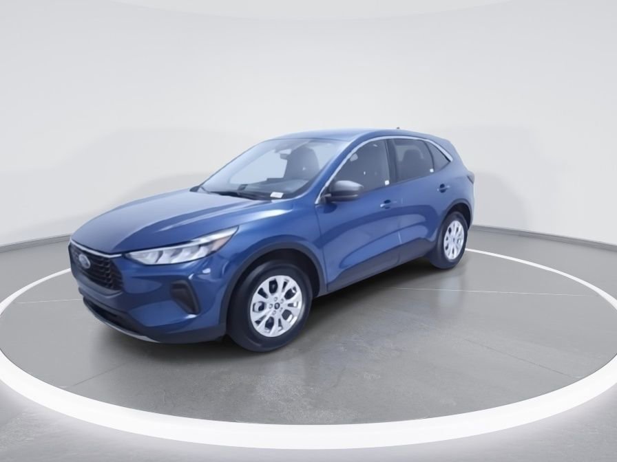 Used 2023 Ford Escape Active w/ Tech Pack #1 AWD/4WD image 3