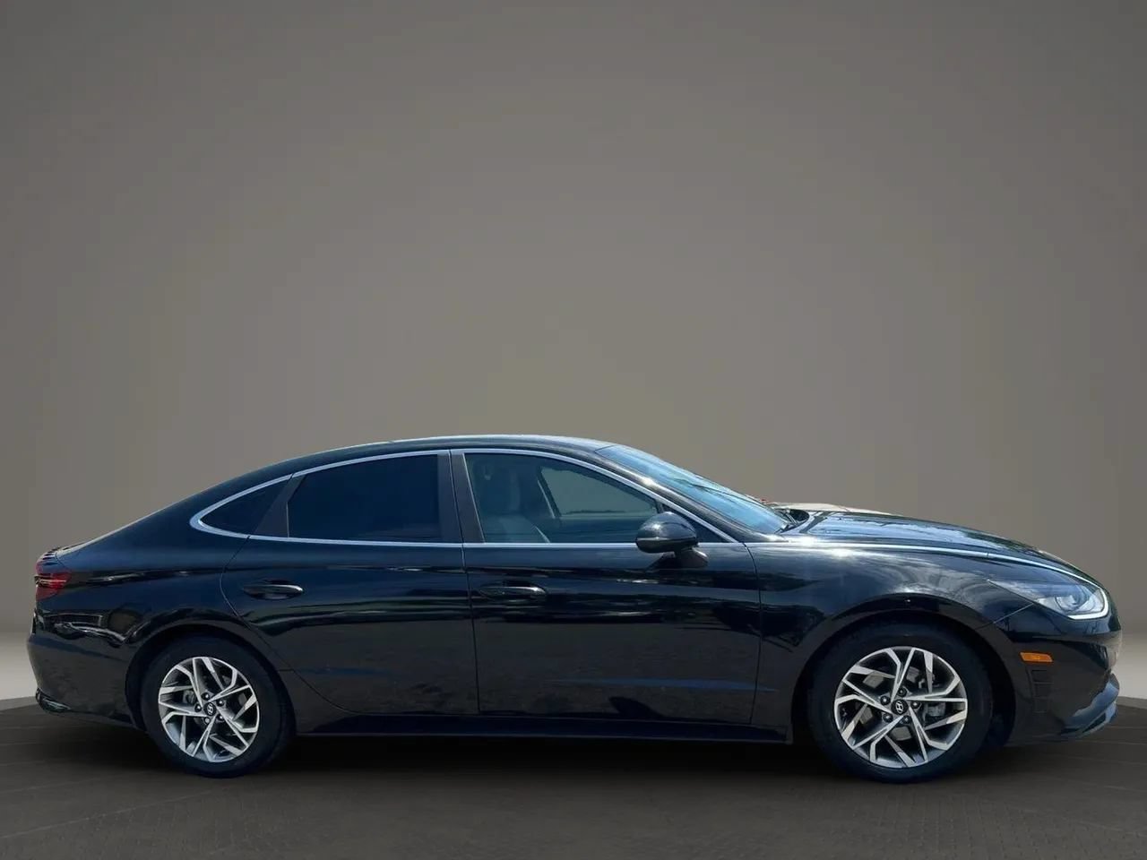 Used 2021 Hyundai Sonata SEL FWD image 4