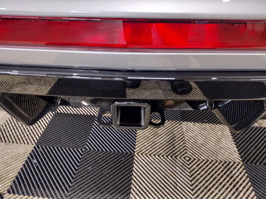 New 2026 Volkswagen Atlas Cross Sport SEL Premium R-Line image 17