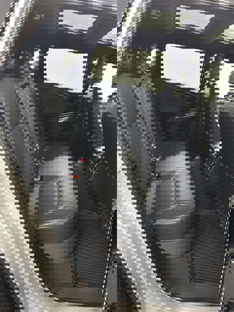 Used 2023 Toyota bZ4X Limited image 33