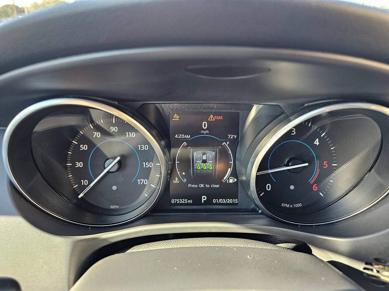 Used 2017 Jaguar F-PACE Premium AWD/4WD image 14