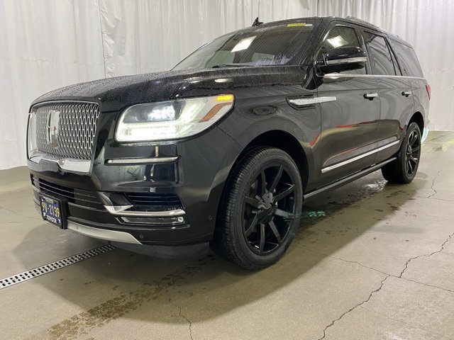 Used 2018 Lincoln Navigator Reserve w/ Technology Package image 29