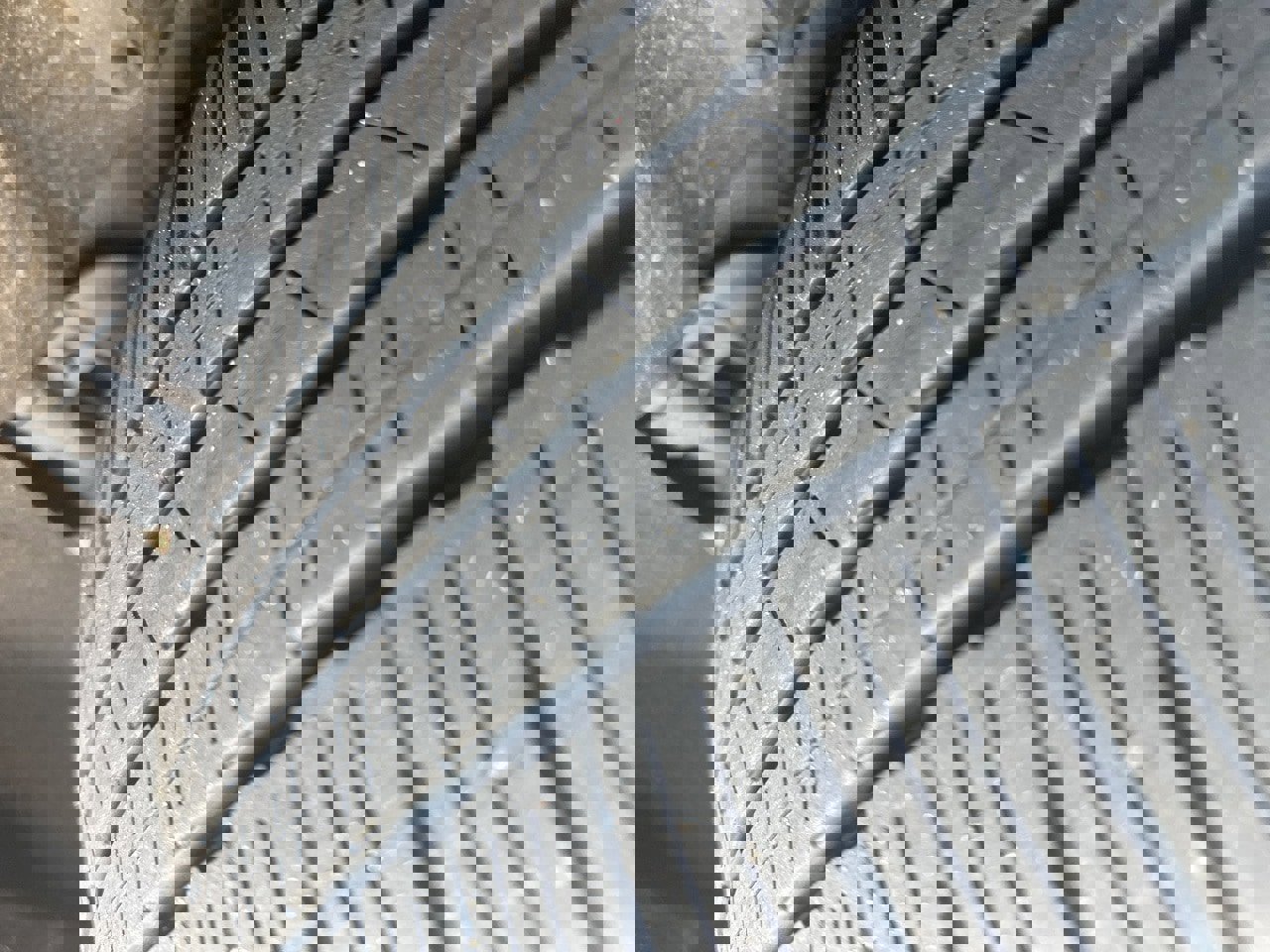 Used 2023 Nissan Rogue SV image 8