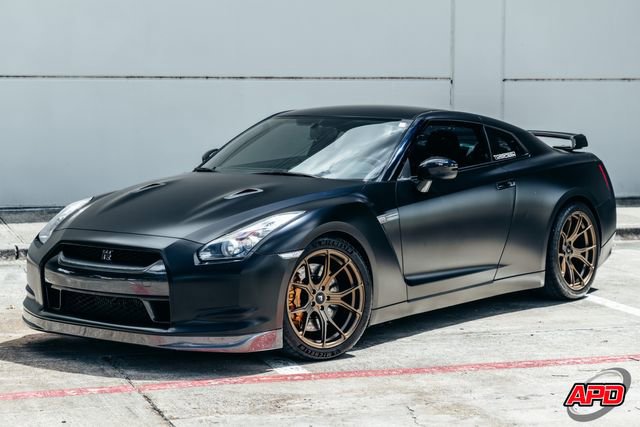 Used 2010 Nissan GT-R Premium AWD/4WD image 36