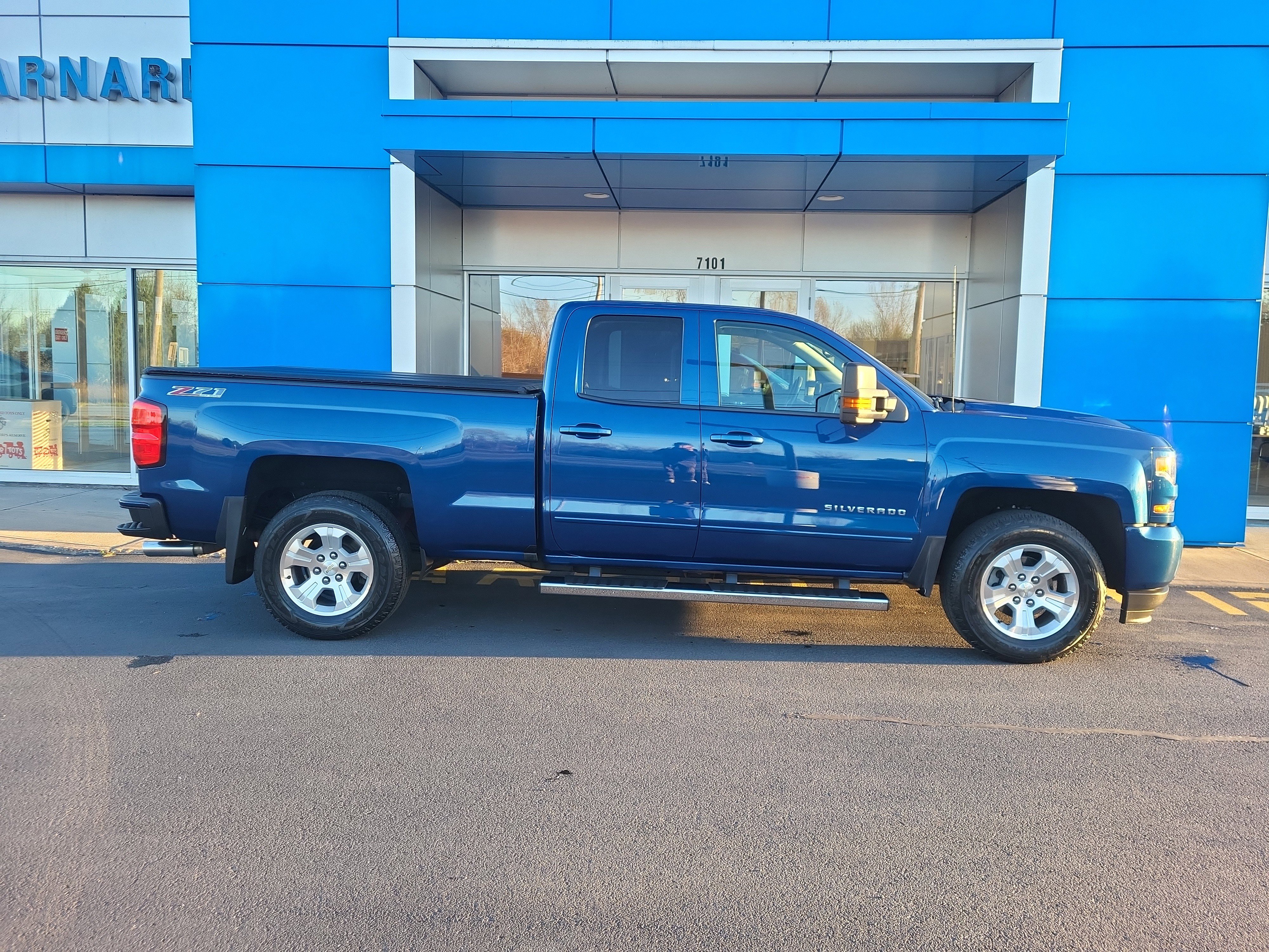 Certified 2017 Chevrolet Silverado 1500 LT w/ All Star Edition image 16