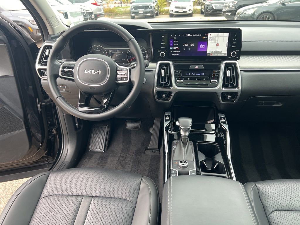 Certified 2022 Kia Sorento SX image 19