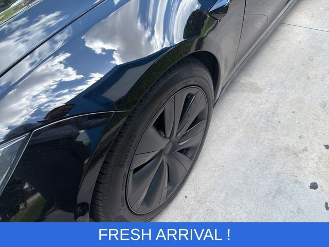 Used 2021 Tesla Model S Plaid image 6
