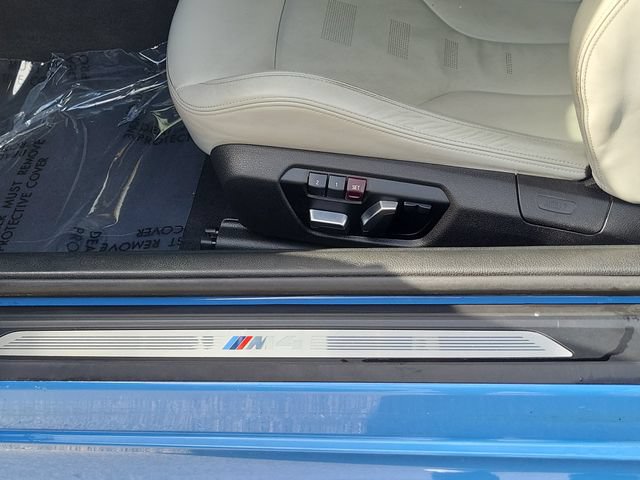 Used 2020 BMW M4 Coupe w/ Competition Package RWD image 11