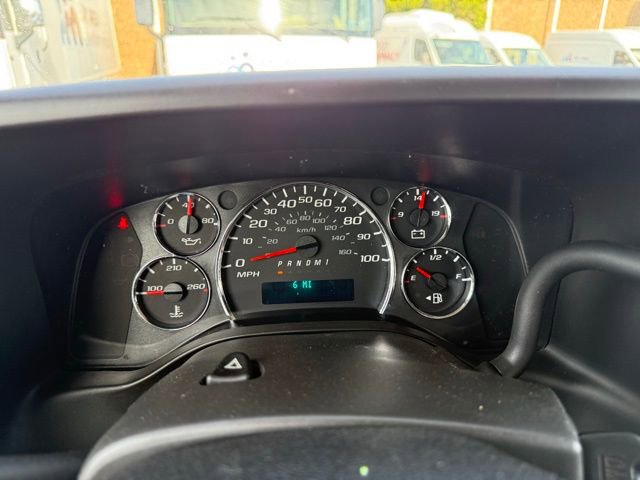 Used 2018 Chevrolet Express 2500 w/ Driver Convenience Package image 14