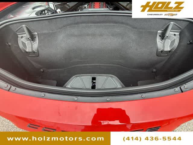 Certified 2022 Chevrolet Corvette Stingray Preferred Cpe w/ Engine Appearance Package RWD image 26