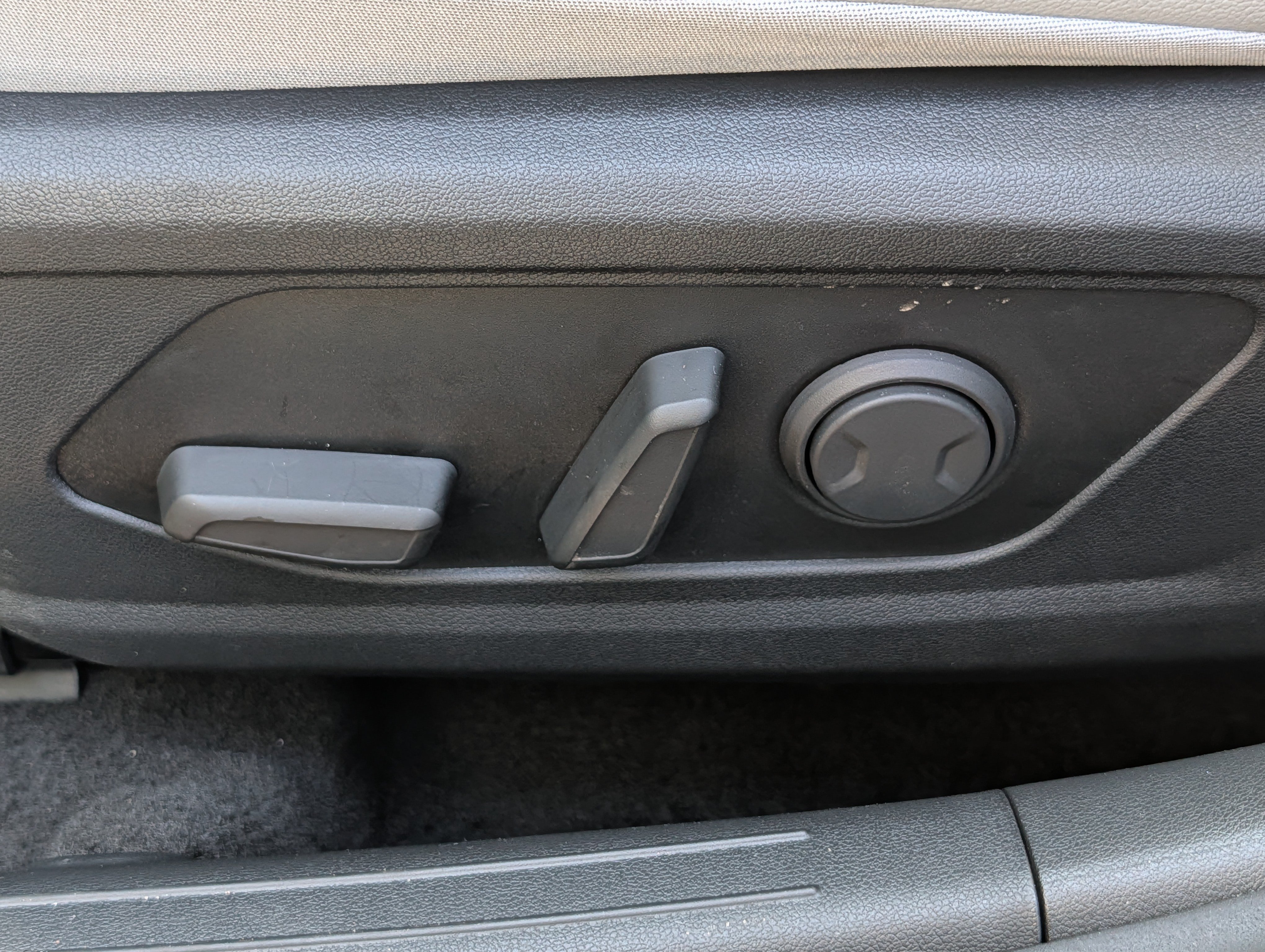 Certified 2026 Hyundai Elantra Limited FWD image 20