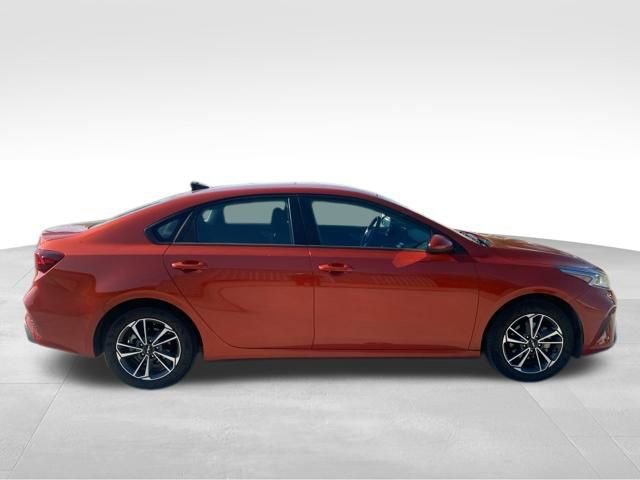 Used 2023 Kia Forte LXS image 10