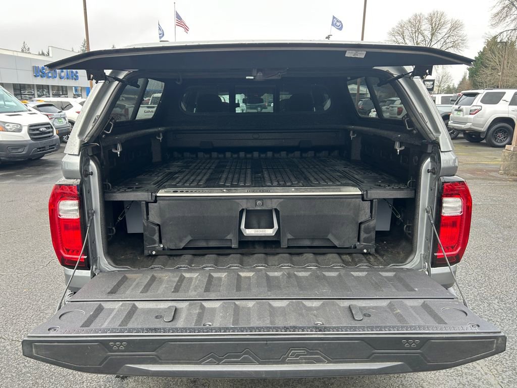 Used 2023 GMC Canyon AT4 w/ AT4 Premium Package image 24