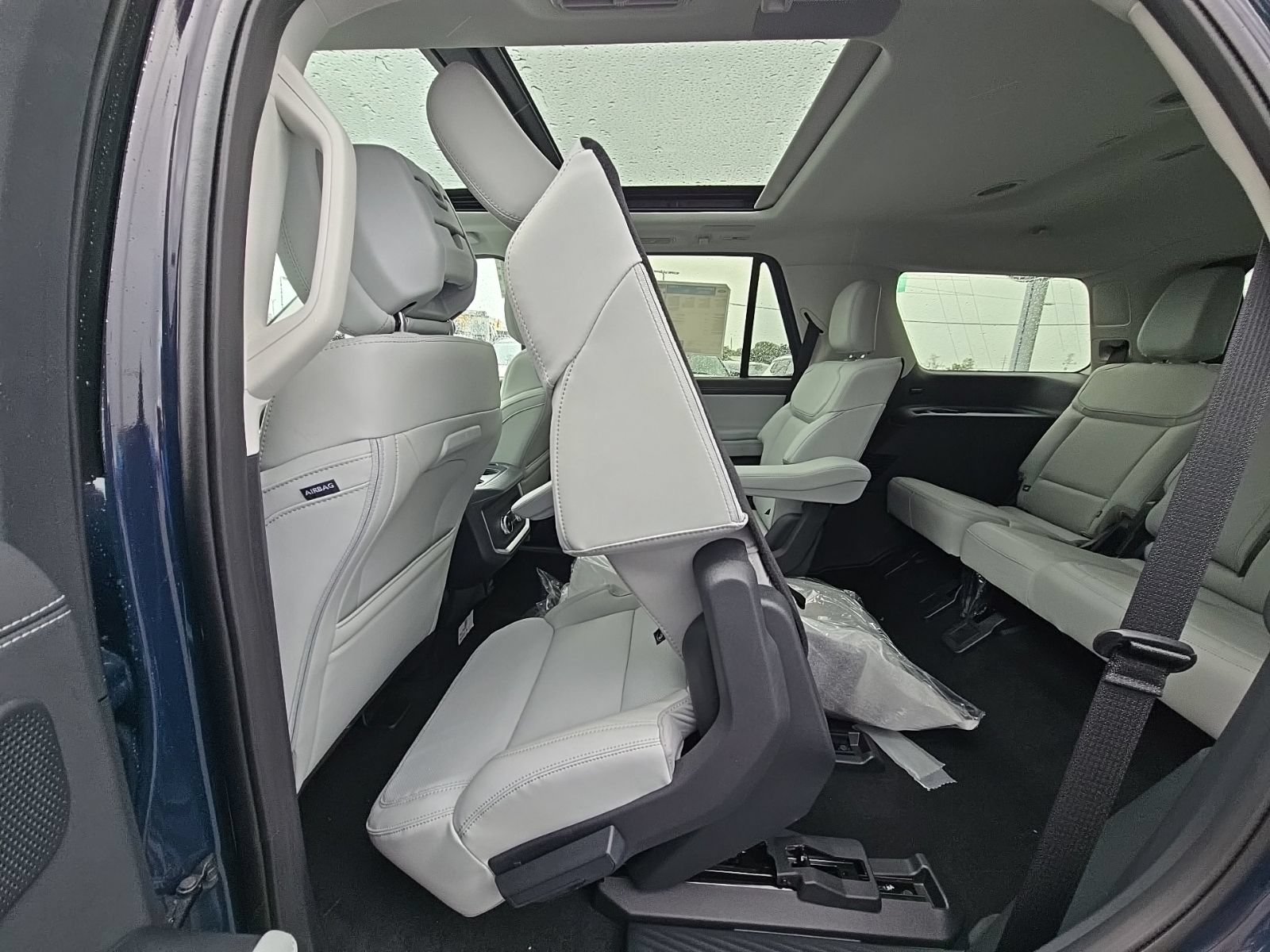 New 2027 Ford Expedition Platinum AWD/4WD image 40