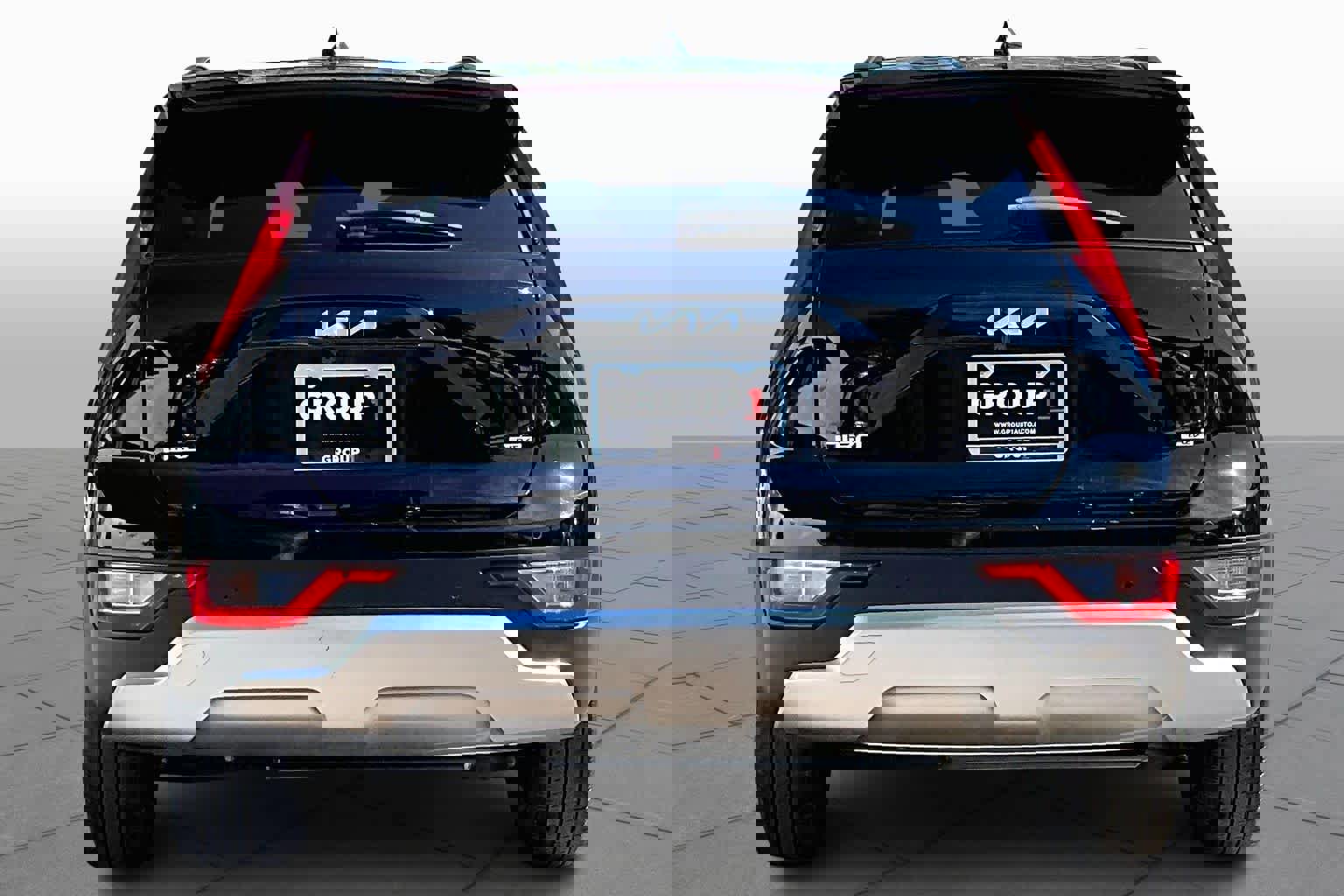 Used 2024 Kia Niro EX image 5