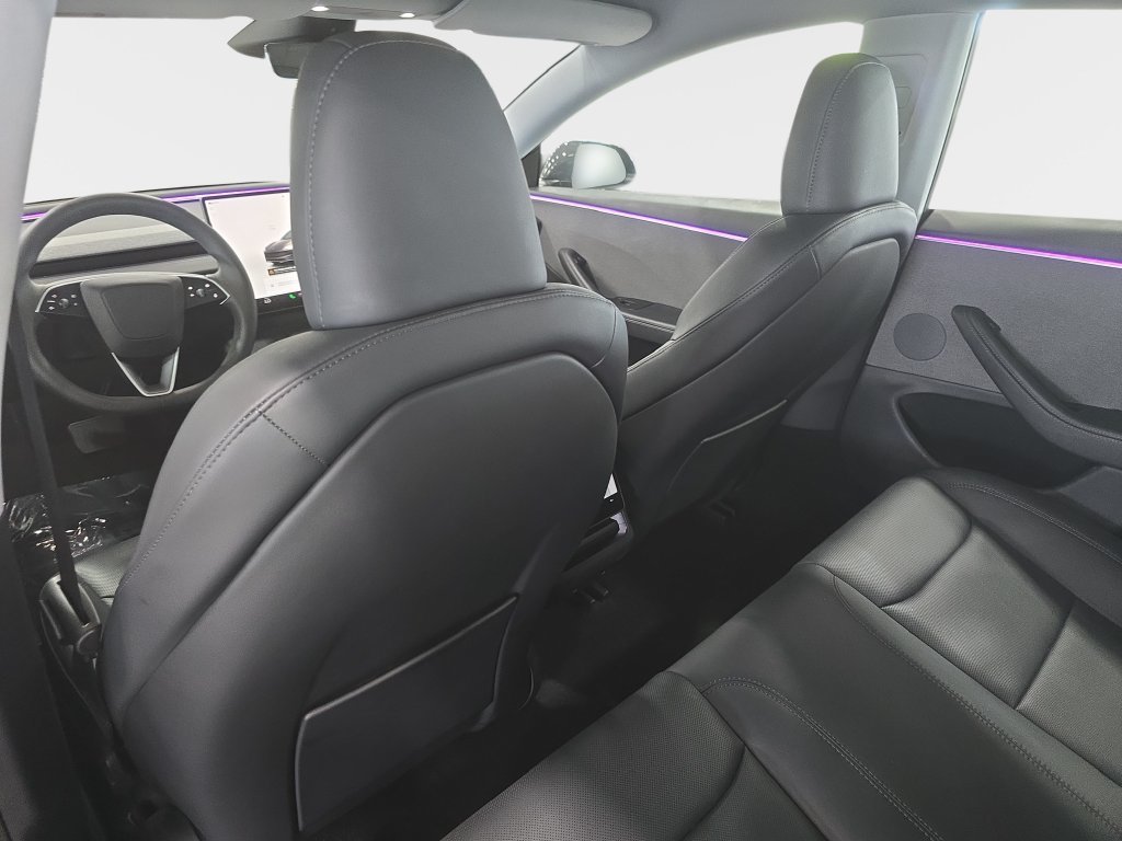 Used 2024 Tesla Model 3 Standard Range RWD image 12