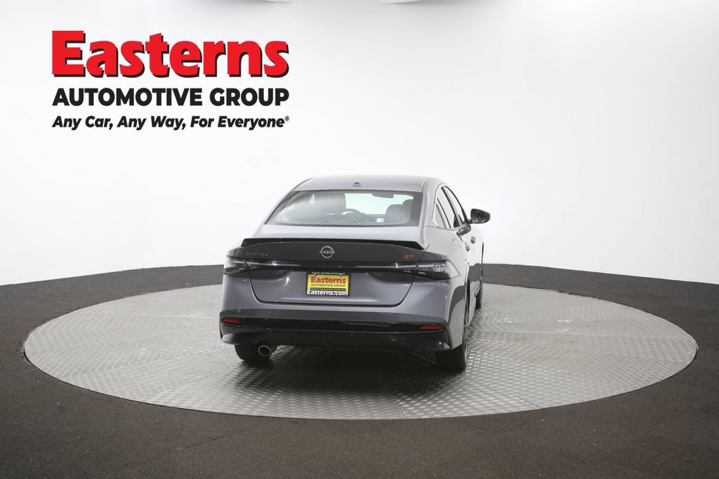 Used 2026 Nissan Sentra SR w/ Floor Mat Package FWD image 35