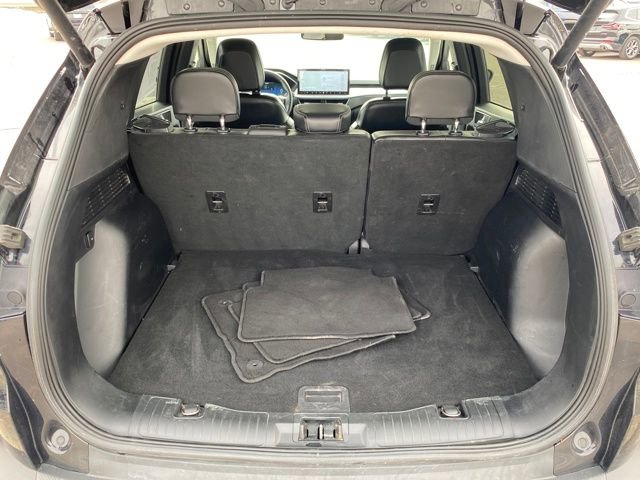 Used 2023 Ford Escape Platinum AWD/4WD image 19